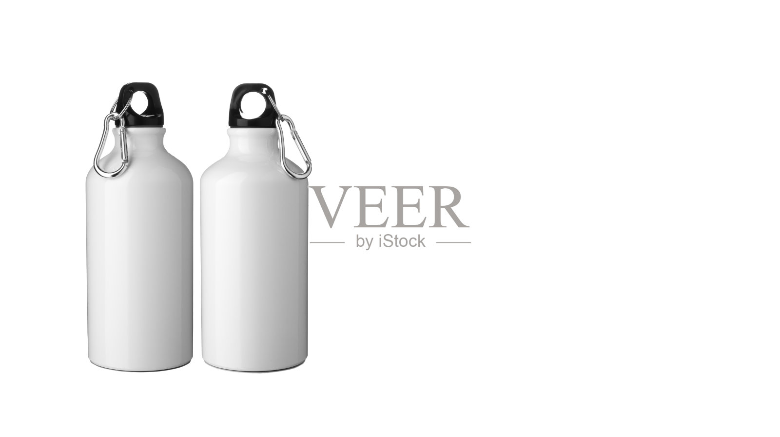 两个铝烧瓶水或饮料隔离在白色背景。徒步旅行和运动器材。照片摄影图片