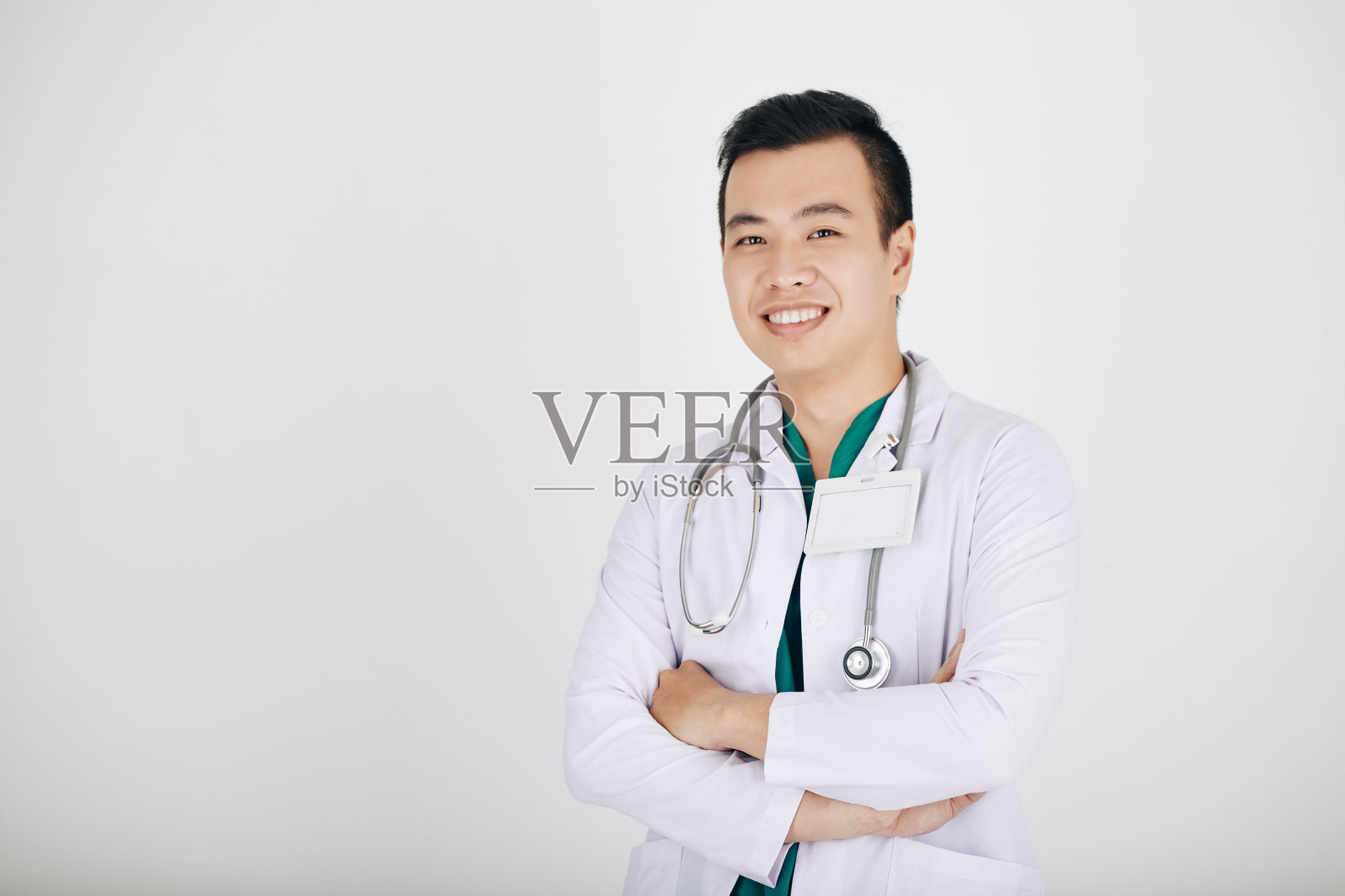年轻的越南医生照片摄影图片