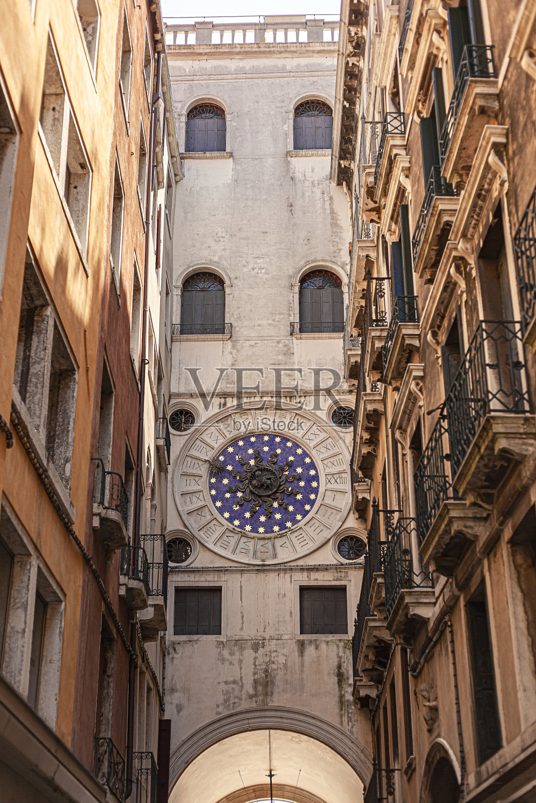 威尼斯的钟楼照片摄影图片
