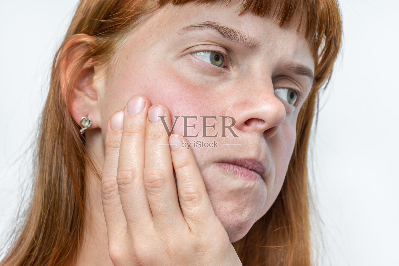 一个表情痛苦的女人牙疼照片摄影图片