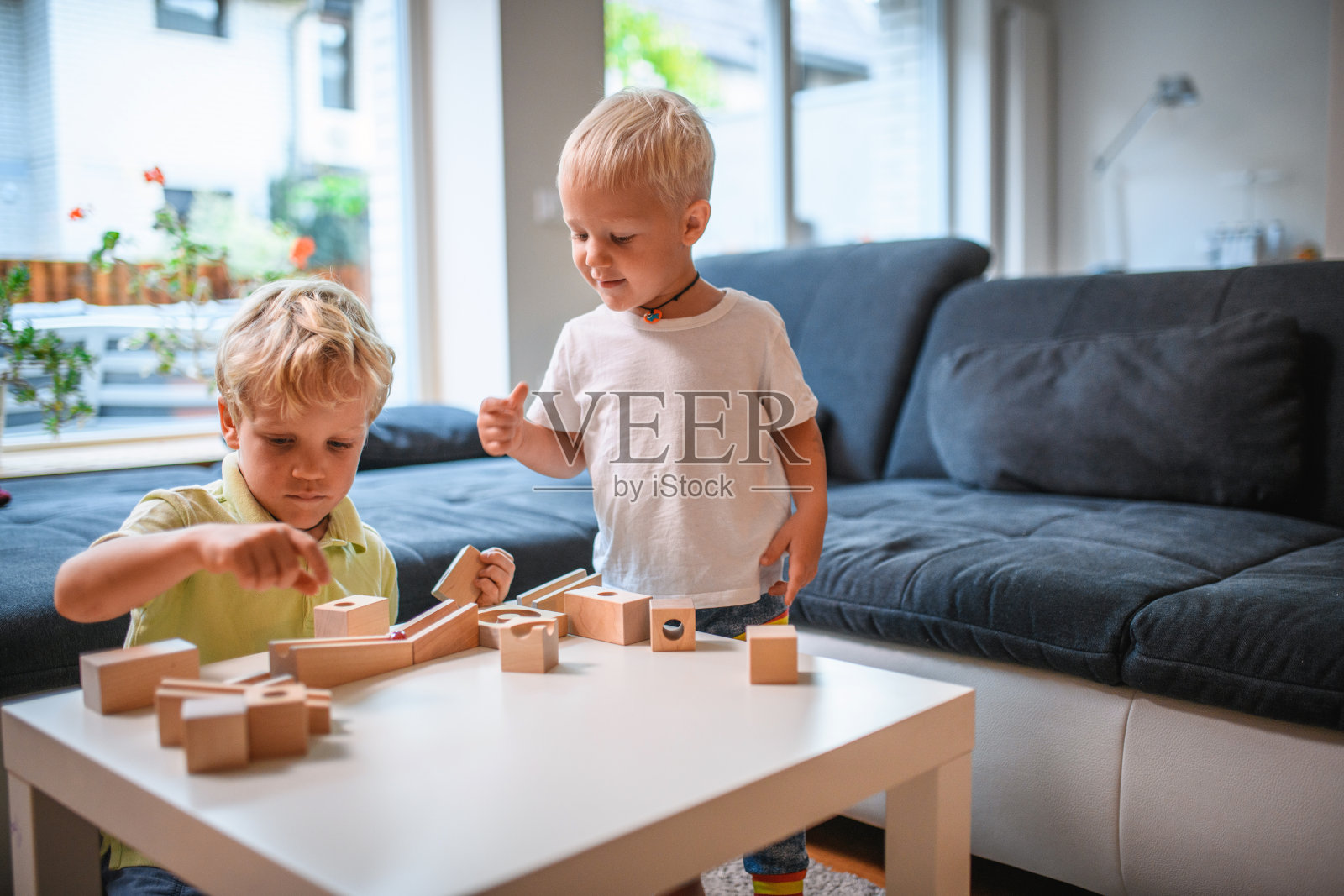 儿童益智玩具 桌面弹珠游戏 亲子互动动脑动作玩具 弹珠射击游戏-阿里巴巴