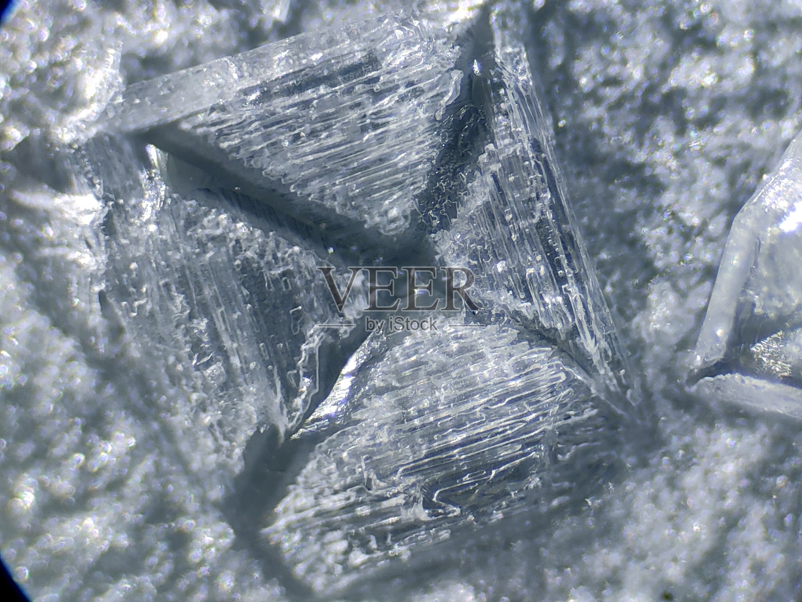 盐晶体的显微镜图照片摄影图片