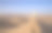 黎明时分，坎杜拉沙漠中的一个人素材图片